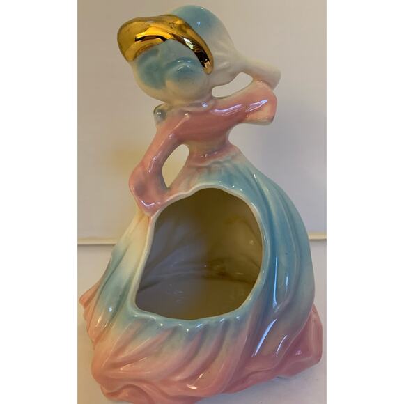 VTG Victorian Lady Planter in Pastel with Gold Accents - Picture 4 of 5
